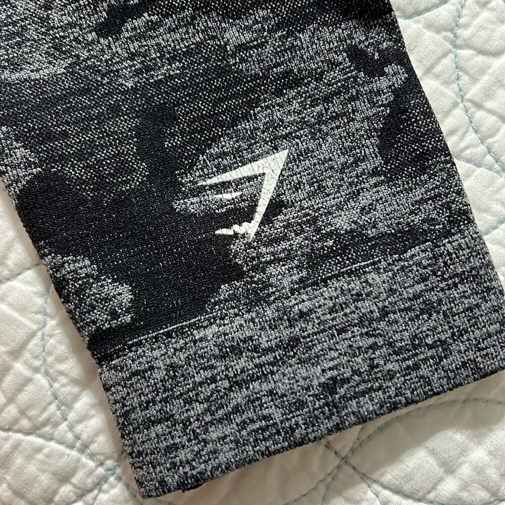 Gymshark adapt seamless black & grey camo high waisted leggings see measurements - Picture 7 of 9